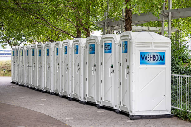 Portable bathroom rental in Coopersville, MI
